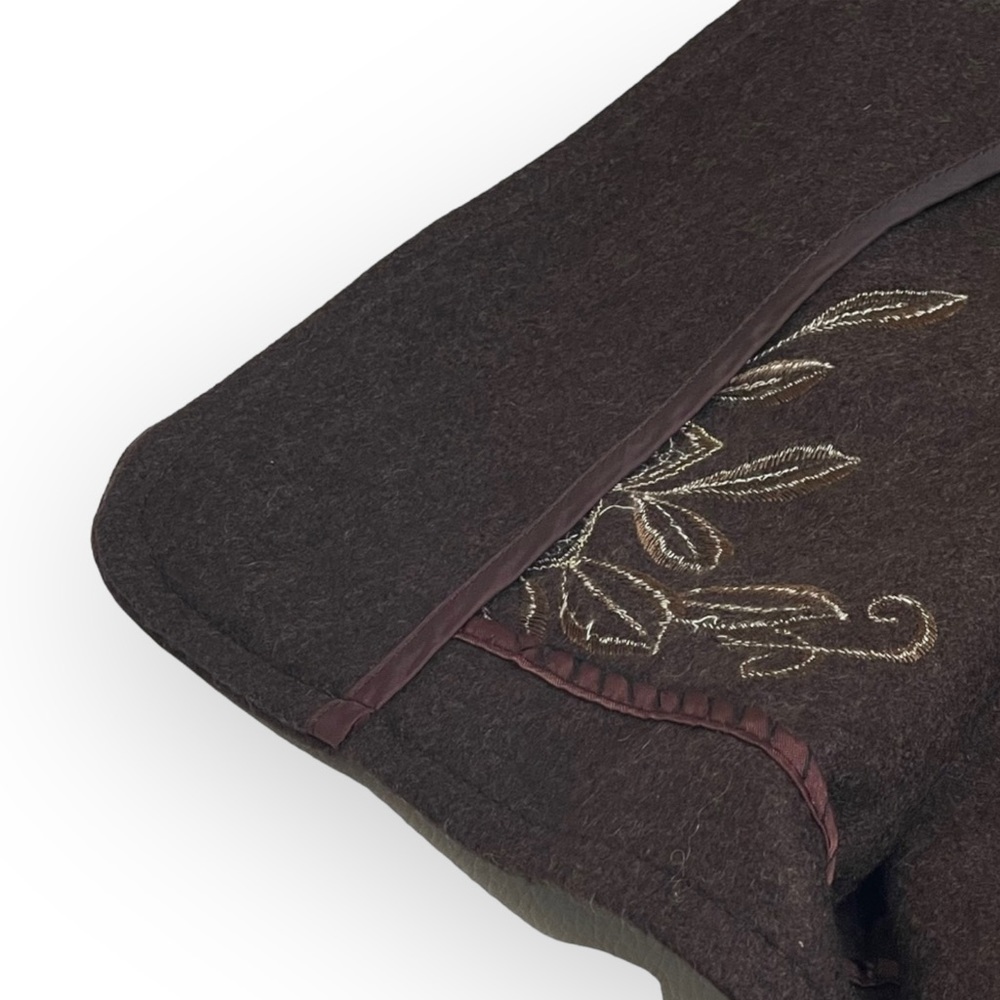 Vintage: Celine Sport ༄ Embroidered Wool Pencil Split Skirt༄ Gold Logo Hardware༄ - Picture 10 of 16